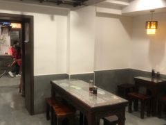 -长人馄饨铺(解放街店)