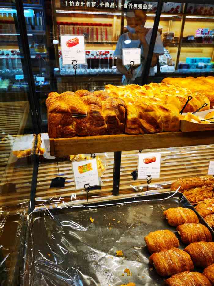 工匠面包(积玉桥金地店)-"武汉美食攻略看过来,今天为大家推荐三家不.