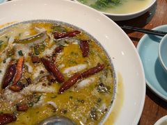-鱼亨小鲜酸菜鱼(大信店)