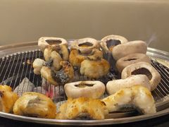 -围炉肉舍•炭烤活鳗•丹东海鲜烤肉(步行街店)