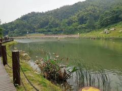 -梅岭月亮湾山体公园