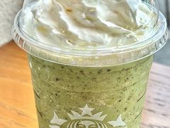 -星巴克(汤臣国贸大厦店)