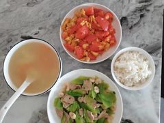 -爱的果实月嫂育婴师(世纪东方店)