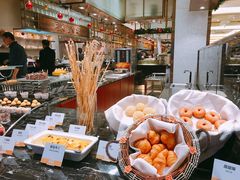 -东方红海鲜百汇(国际大厦店)