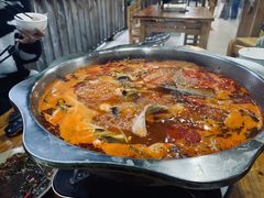 -苗家恒灵酸汤鱼-跳水牛肉连锁店(凯里总店)