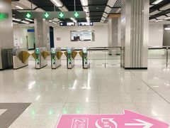 -范湖(地铁站)