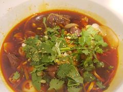 -成都你六姐·牛肉冒菜(城市集市合生汇店)