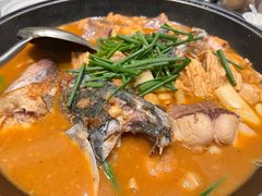 豆腐泡焖大鱼-郑猛记石岐鸽主题餐厅(长江店)