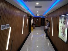 -大光明丽星VIP影城(昌里路杜比全景声店)