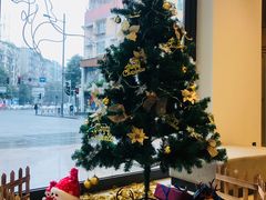 -汉庭优佳(成都一品天下蜀汉路东地铁站店)