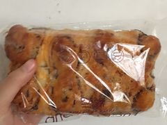 招牌红豆肉松吐司-Lucky Cloud紫云烘焙(红旗店)