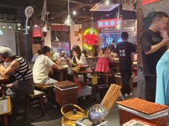 -萍姐火锅·公路夜市(武汉首店)