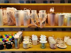 -星巴克臻选(华堂·新辰汇店)