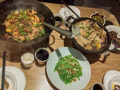 -聚鑫朋酸菜肥肠(文艺路口店)