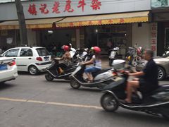 -潮镇老尾牛杂(环城西路店)