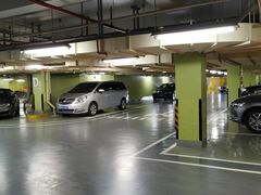 -上海来福士广场-停车场