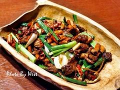 -老滇山寨•云南特色菜•地方菜•民族风情歌舞表演(金碧店)