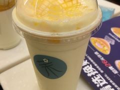 芒果酸奶奶昔-茉酸奶(松江开元地中海店)