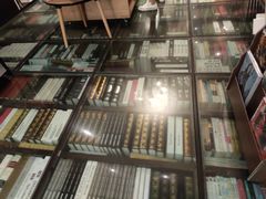 -钟书阁(松江泰晤士小镇店)