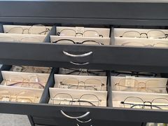 -Eziwish眼镜·蔡司授权店
