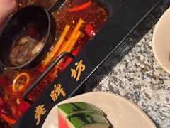 -老牌坊云南鱼豆花火锅(哈西万达店)