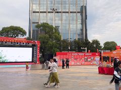 -万达广场(南昌红谷滩店)