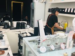 -UNI UNI(环亚凯瑟琳店)