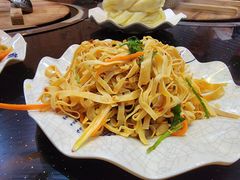 -象牙山铁锅炖(汇东郦城店)