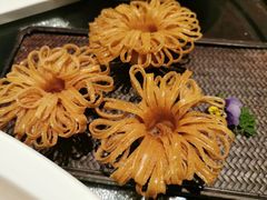 蟹粉干贝菊花春卷-杭州西子湖四季酒店·金沙厅