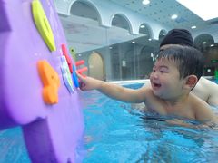-龙格亲子游泳·水育早教运动中心(龙湾天街店)