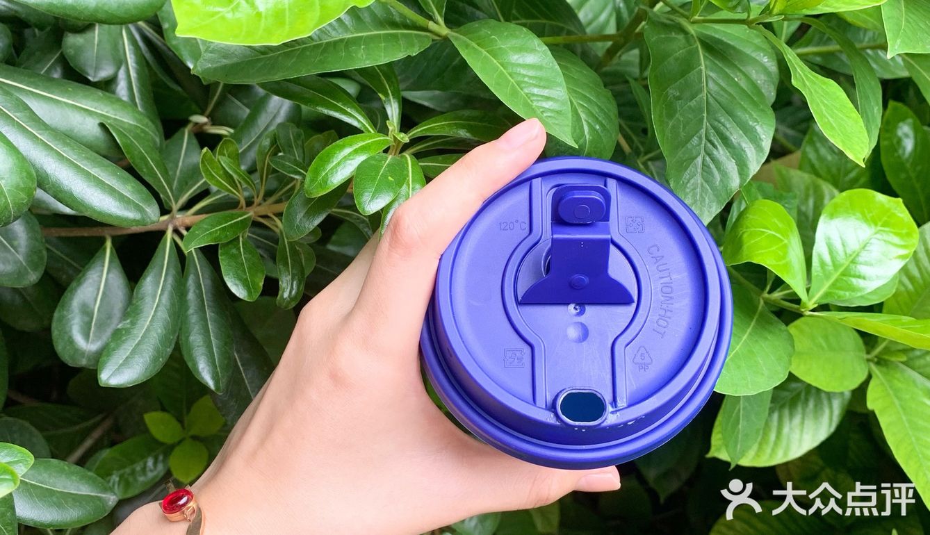 雨的咖啡日记｜从桂花拿铁里，喝到秋意盎然