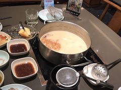 -捞王锅物料理(上海世茂广场店)