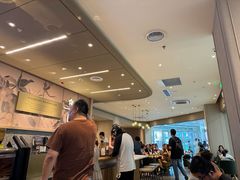 -星巴克臻选(周浦万达店)