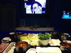 -唯爱KTV聚会餐厅(仙林东城汇店)