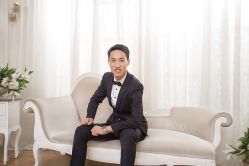 -易摄影婚纱摄影工作室