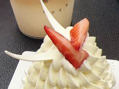 -潮一不贰·法式甜品·生日蛋糕·西式简餐(外滩店)