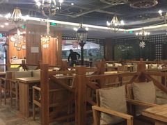 大堂-好伦哥(温都水城店)