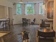 大堂-MAISON门前杂货店