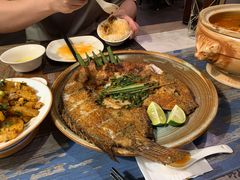 香芧香烤罗非鱼-滇越乘象云南餐厅(豆各庄店)