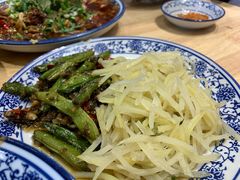 -杨三孃跷脚牛肉(中粮鸿云悦街店)