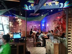 大堂-胖老汉椒麻鸡清真新疆菜(西御街店)