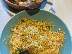 -八府香鸭·啫啫煲(华山路店)