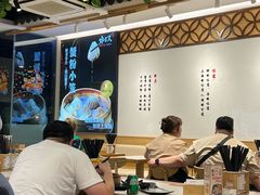 -馋三尺蟹粉小笼(人民广场店)