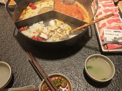 -三出山火锅(南京万象天地店)