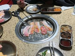 -姜胖胖韩式自助烤肉(光明万达店)