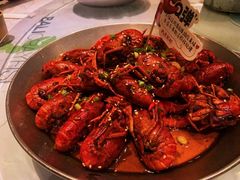 -巴厘龙虾·榜首油焖大虾(音乐学院·沿江酒馆店)
