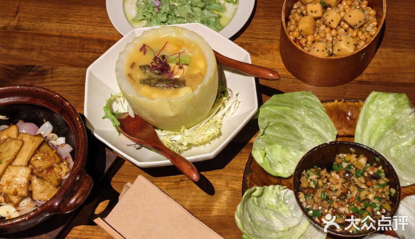 法相素食：一角静谧，古韵悠悠