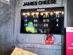 -肥肥虾庄·金牌油焖大虾(杨园滨江时代walk店)