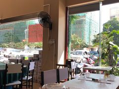 -覃记海鲜美食餐厅