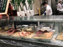 炙烤三文鱼-索菲特酒店 · 云尚天际自助餐厅
